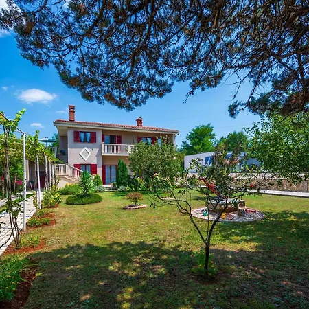 Apartament Stepancici Vi *