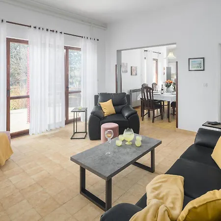 Stepancici Vi Apartmán